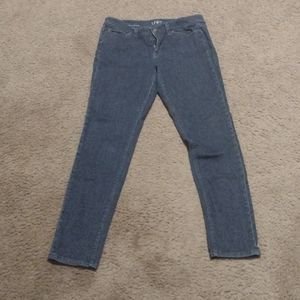 Women's jeans